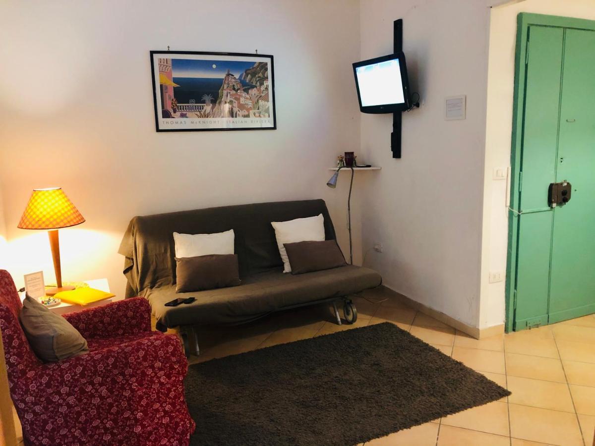 Caio Asinio Apartment Napels Buitenkant foto