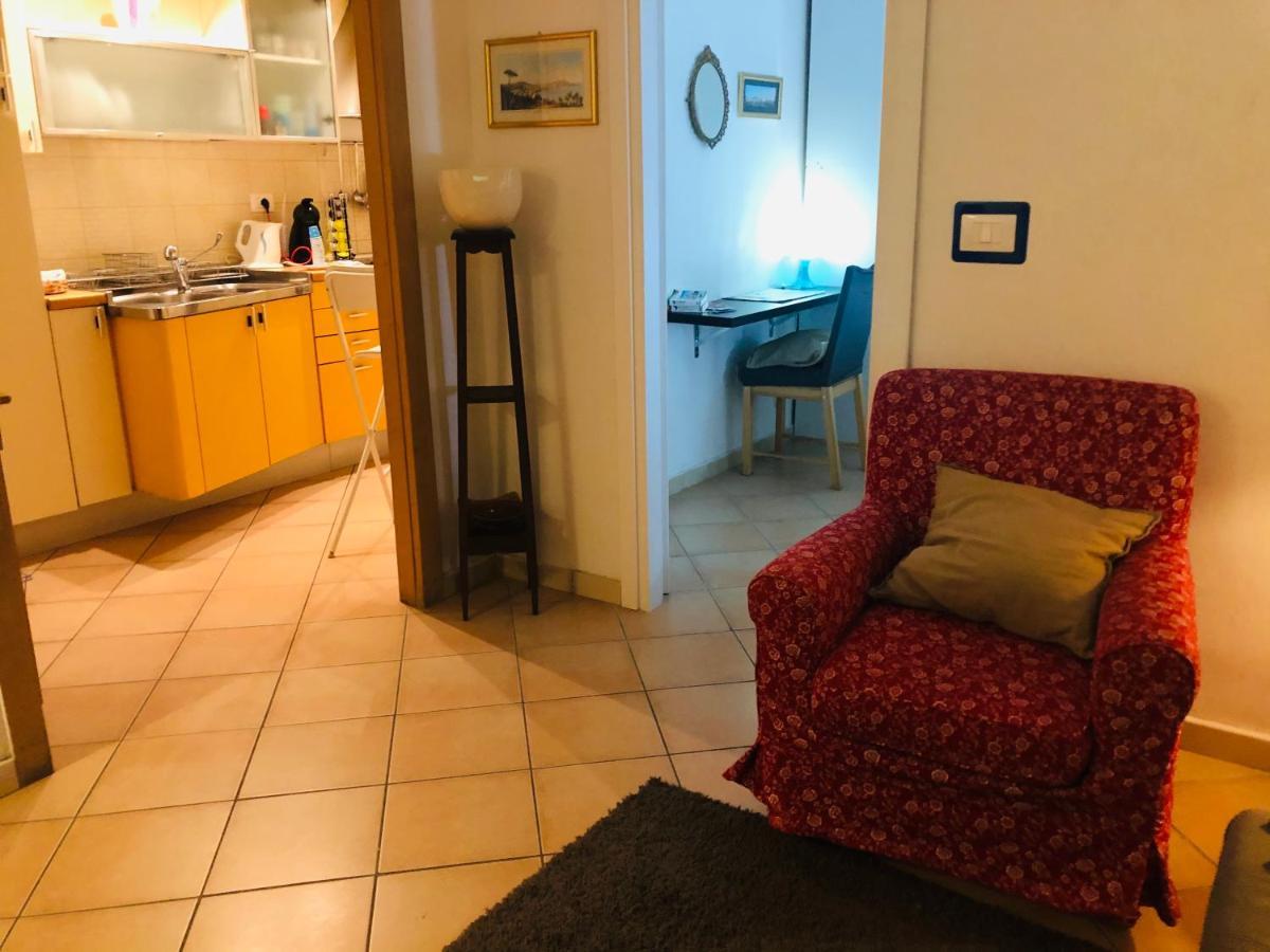 Caio Asinio Apartment Napels Buitenkant foto