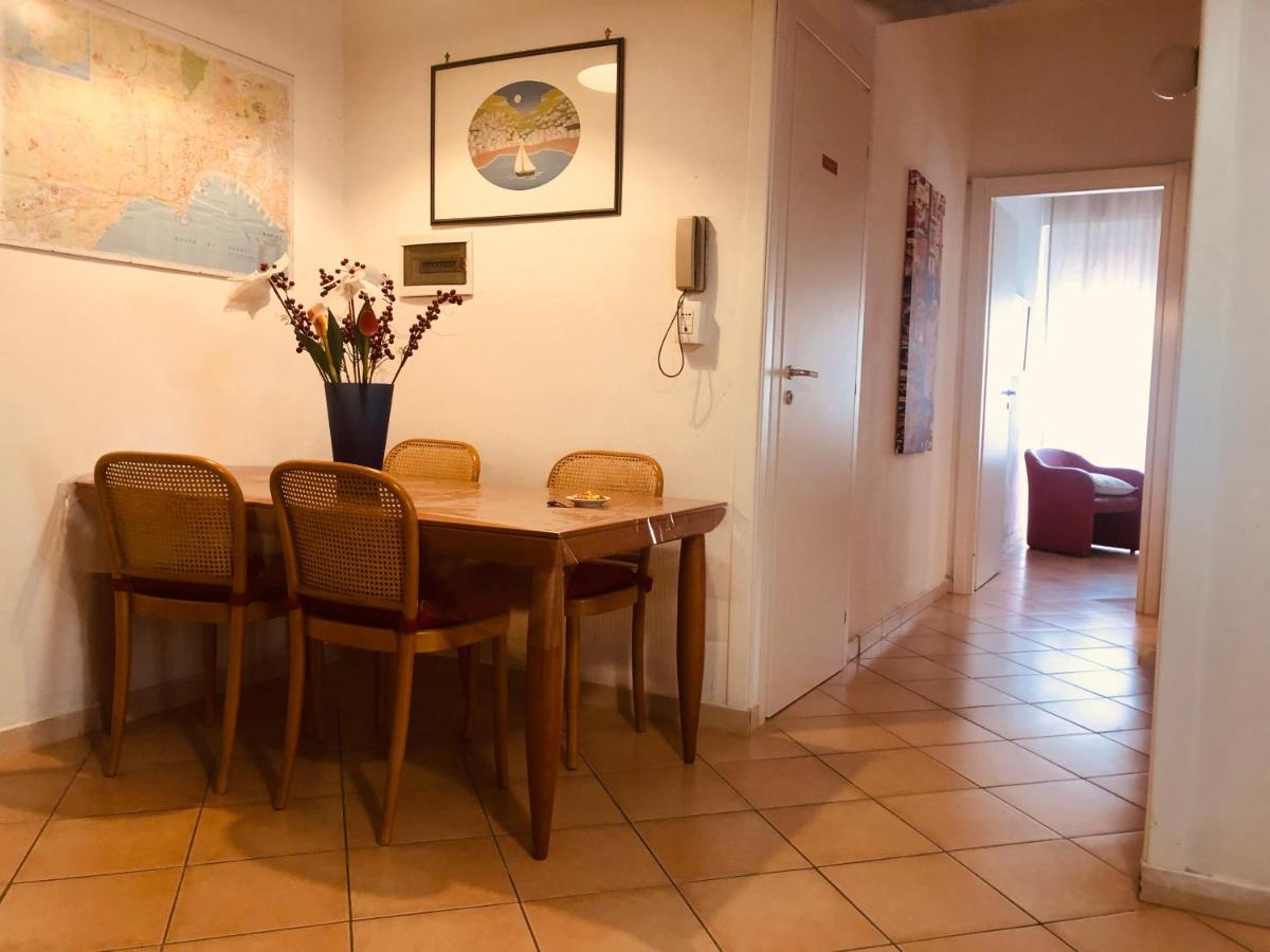 Caio Asinio Apartment Napels Buitenkant foto