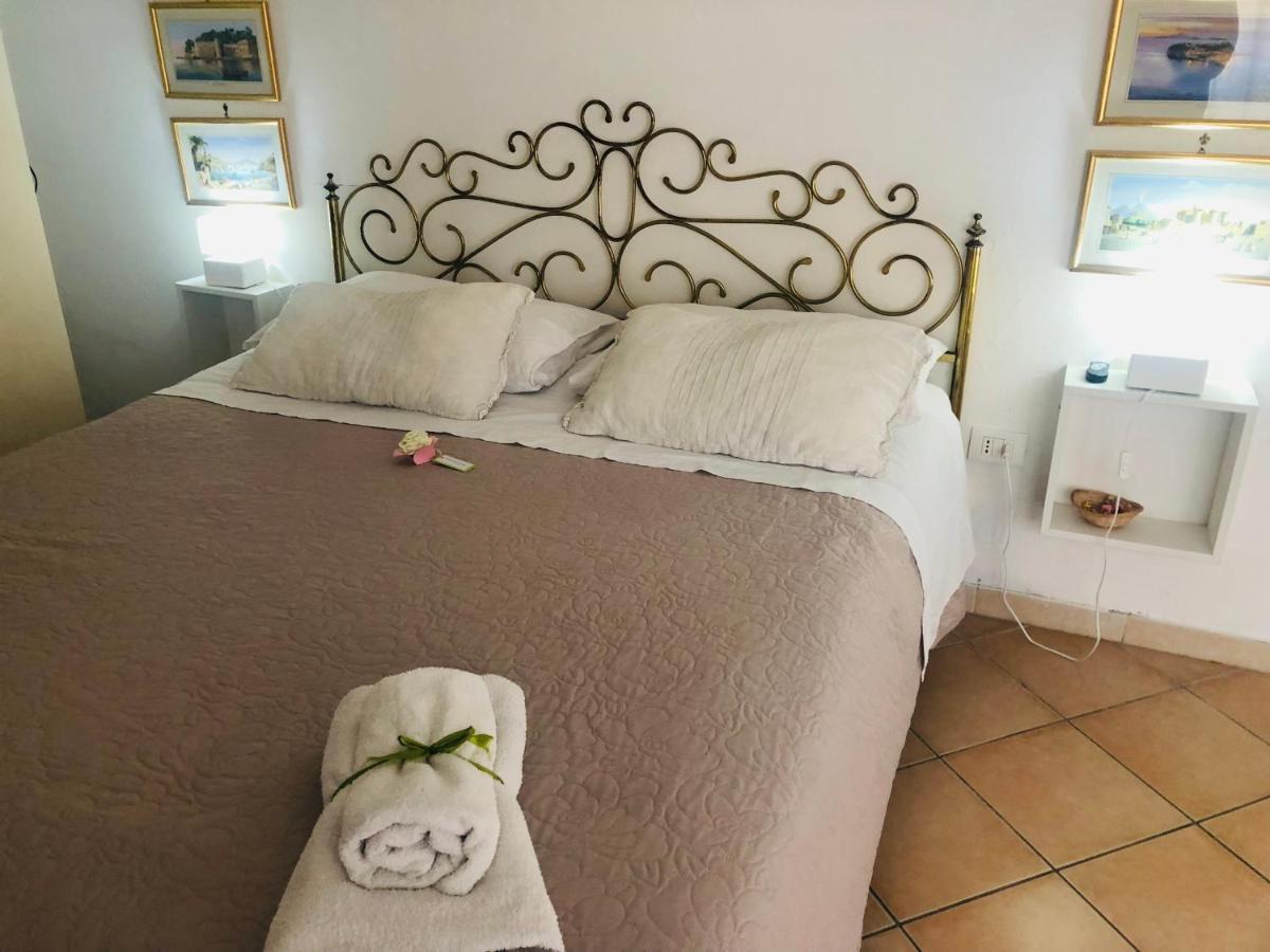 Caio Asinio Apartment Napels Buitenkant foto