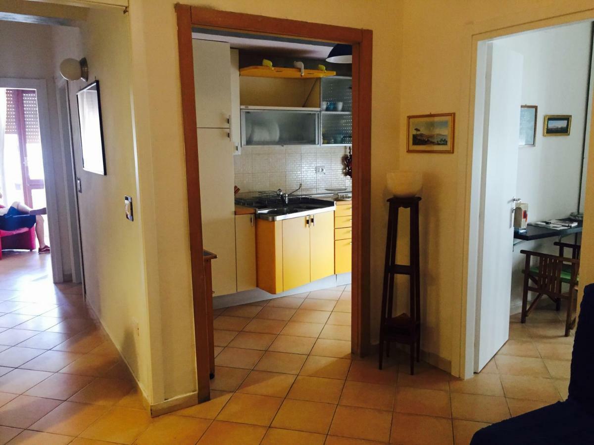 Caio Asinio Apartment Napels Buitenkant foto