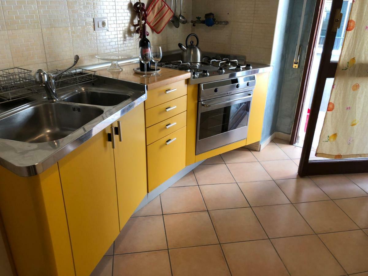 Caio Asinio Apartment Napels Buitenkant foto