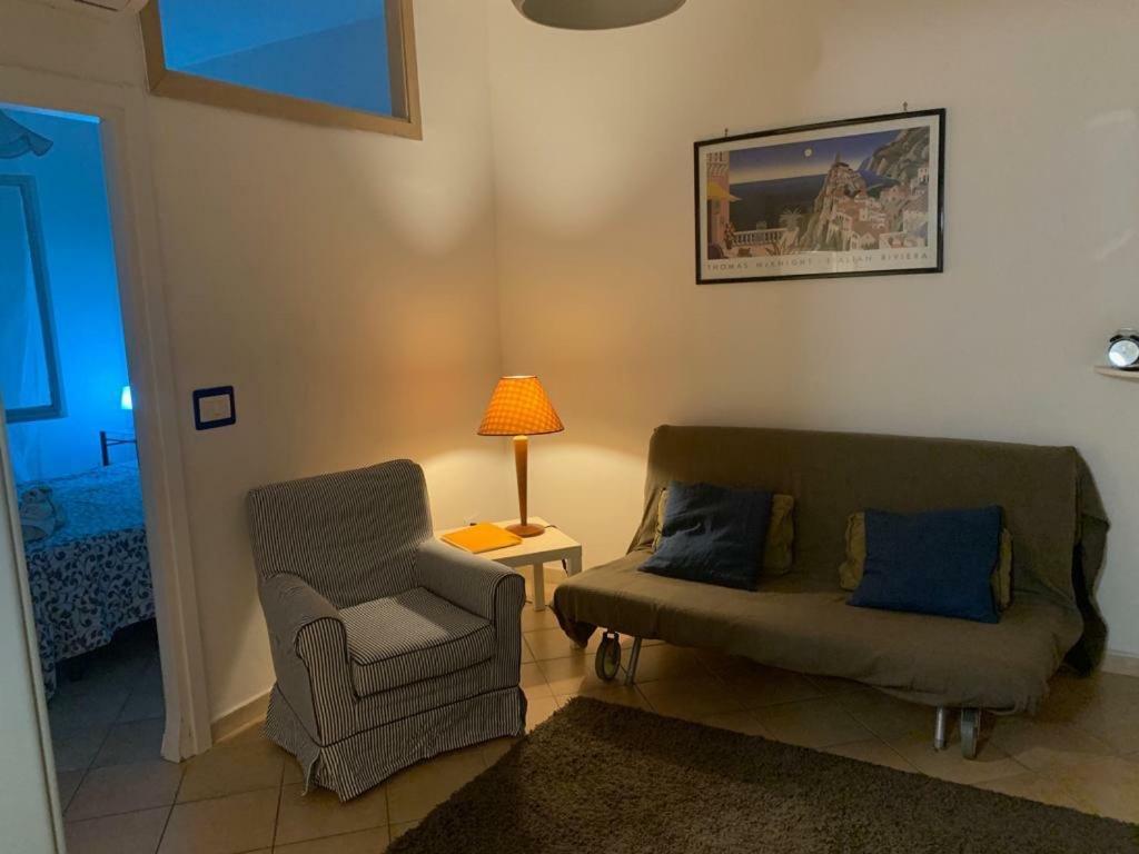 Caio Asinio Apartment Napels Buitenkant foto